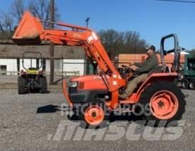 Kubota L3400 Traktorit