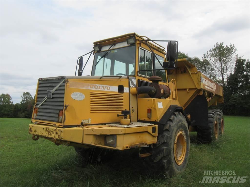 Volvo A25C Sora- ja kippiautot