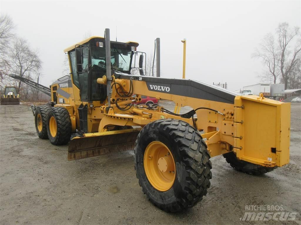 Volvo G930B Tiehöylät