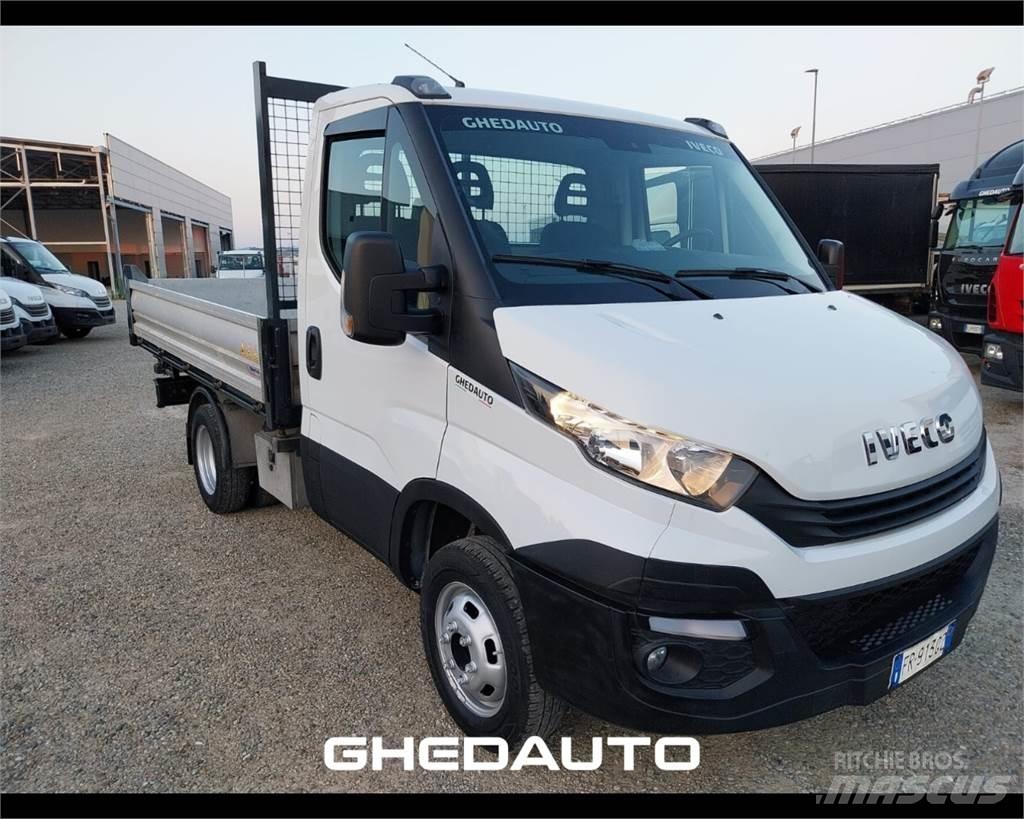 Iveco 35C14 Jakeluautot
