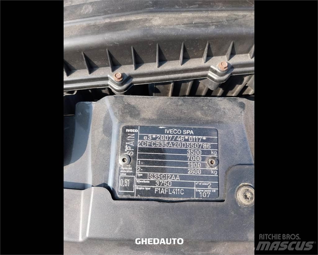 Iveco 35C15 Jakeluautot