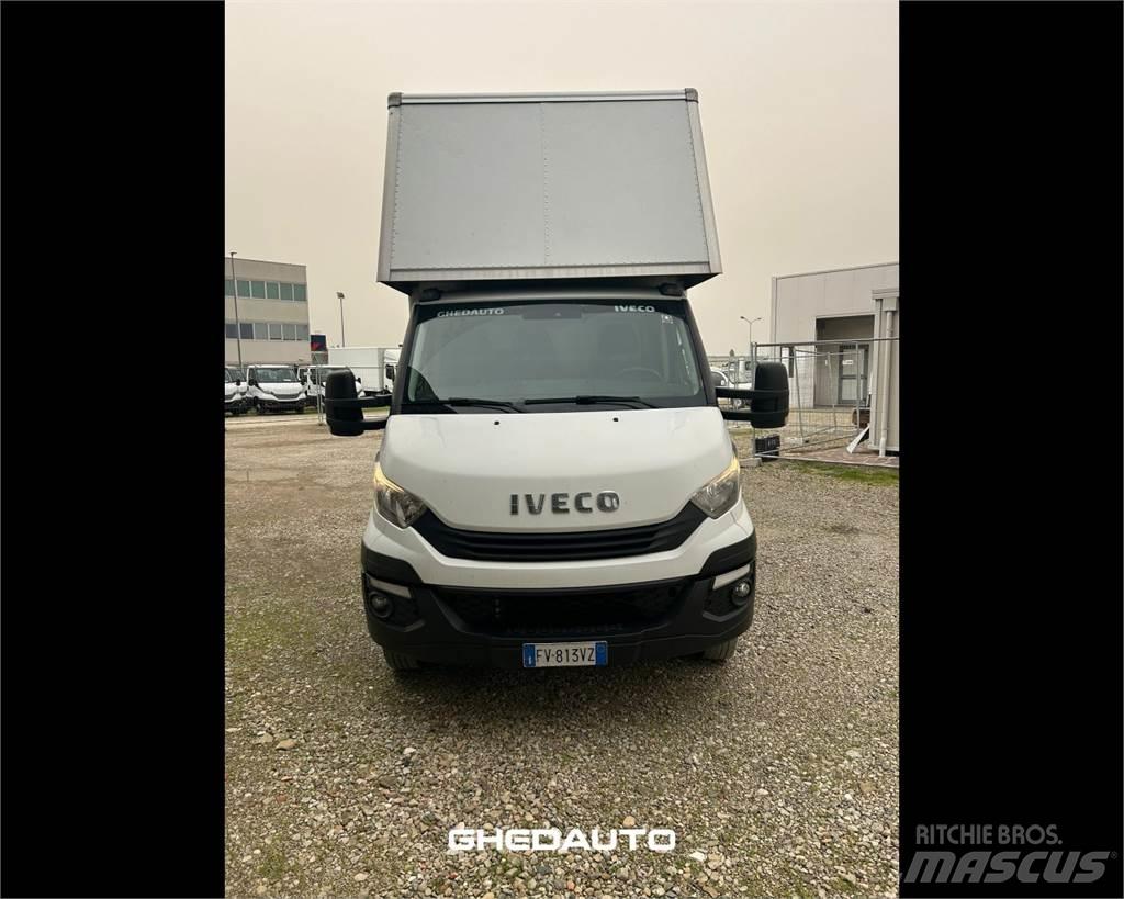 Iveco 35C18 Jakeluautot