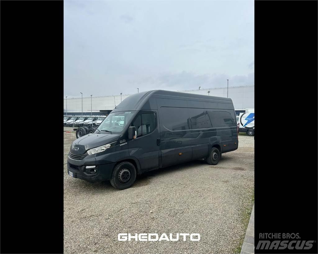Iveco 35S16 Jakeluautot