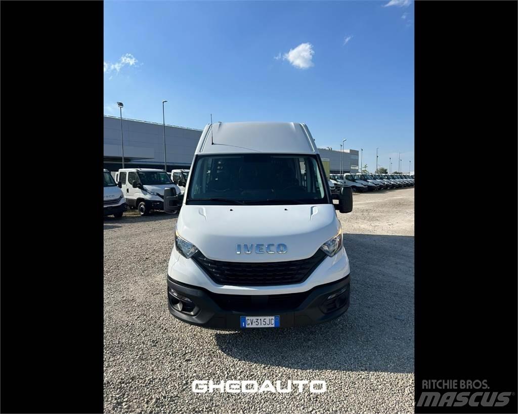 Iveco 35S16 Jakeluautot