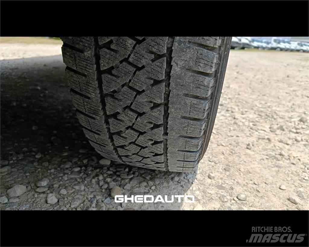 Iveco 35S16 Jakeluautot