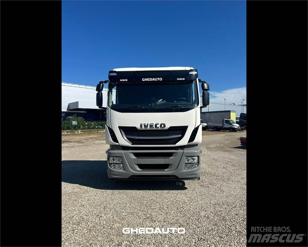 Iveco AS440S46 Umpikorikuorma-autot