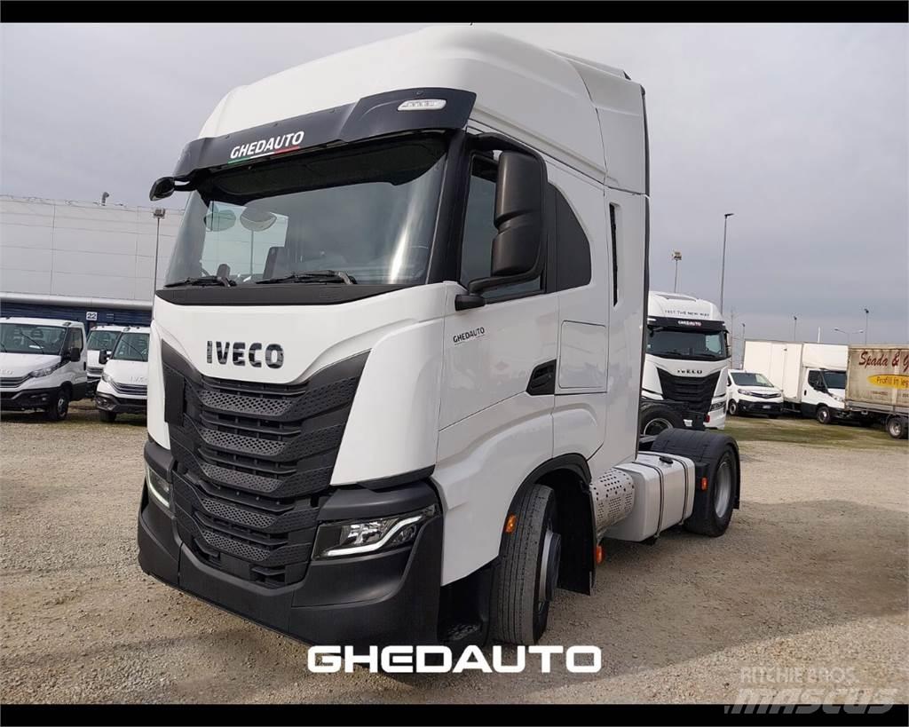 Iveco AS440S48 Umpikorikuorma-autot