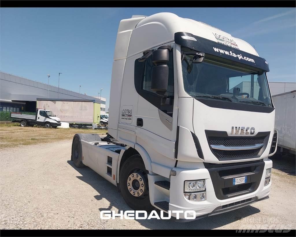 Iveco AS440ST/P Umpikorikuorma-autot
