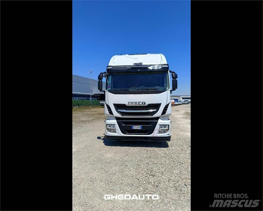 Iveco AS440ST/P Umpikorikuorma-autot