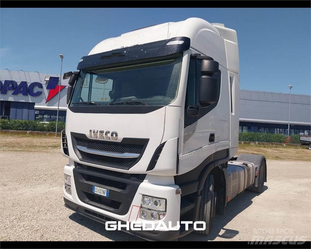Iveco AS440ST/P Umpikorikuorma-autot