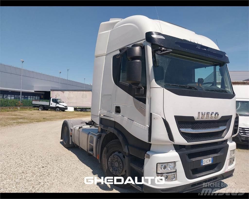 Iveco AS440ST/P Umpikorikuorma-autot