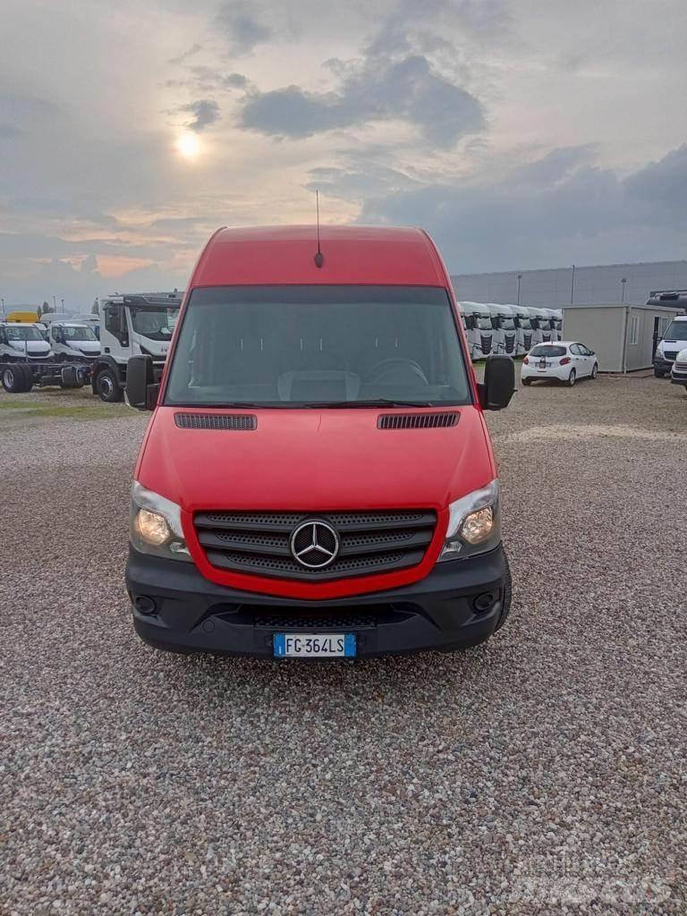 Mercedes-Benz SPINTER Jakeluautot