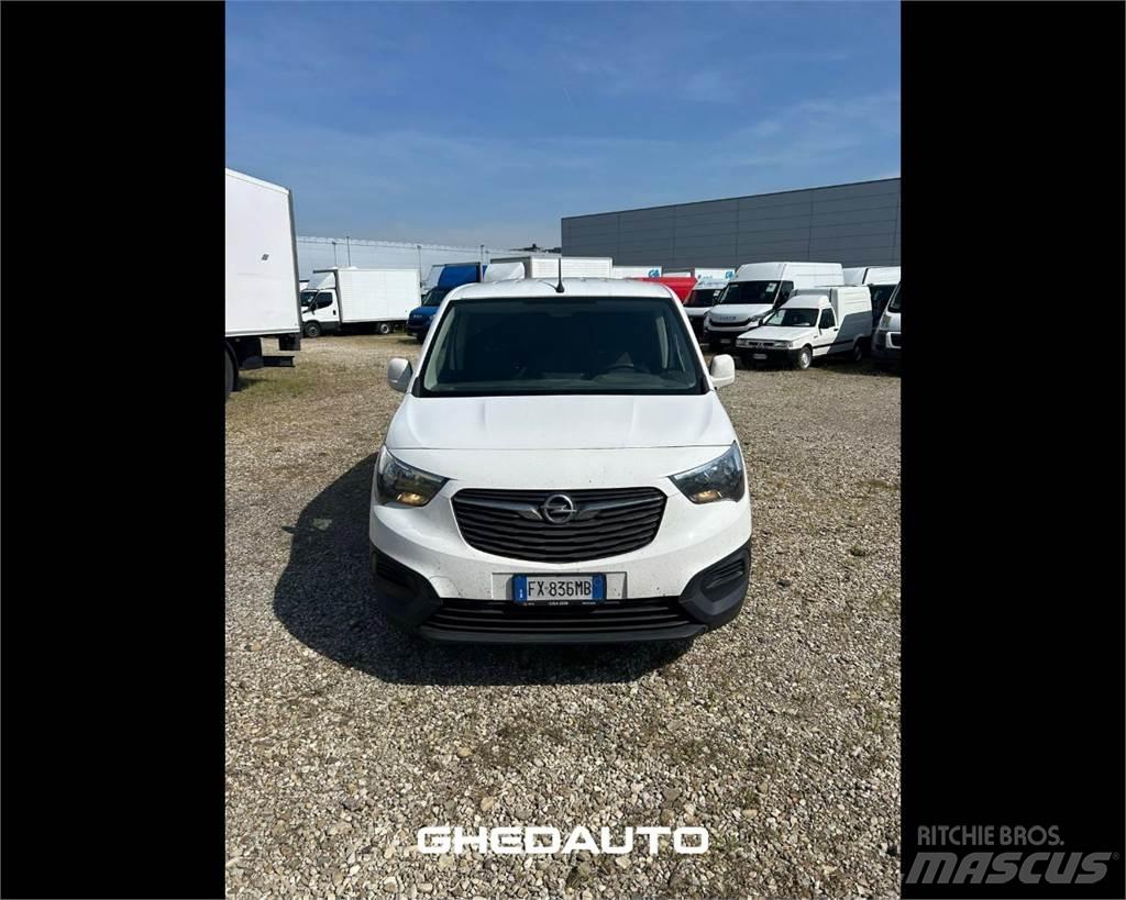Opel Combo III 2012 Jakeluautot