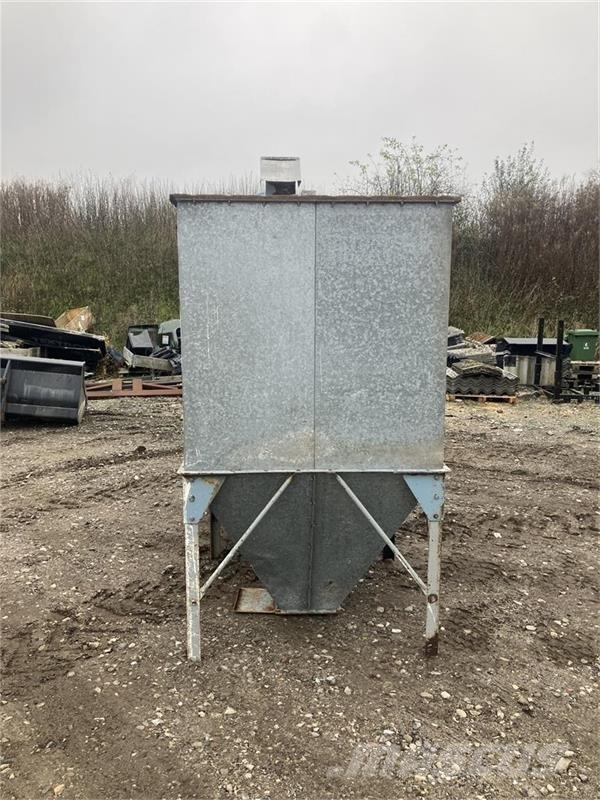 BM  Säiliörehun purkulaitteet