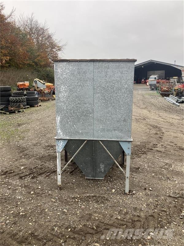 BM  Säiliörehun purkulaitteet