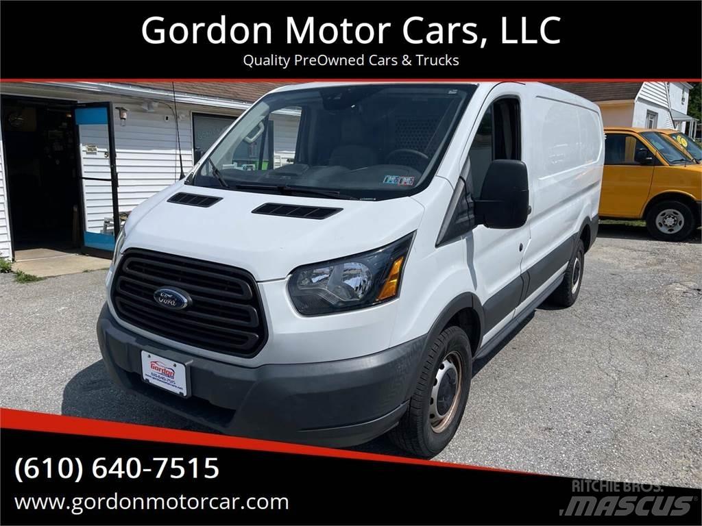 Ford Transit Pakettiautot