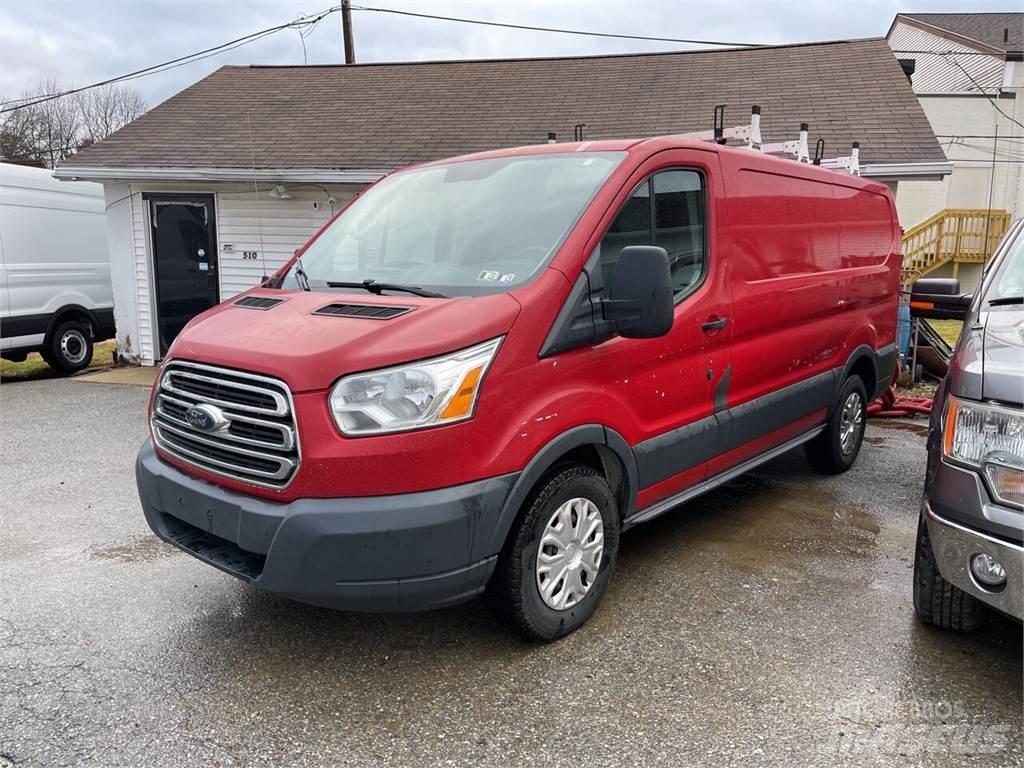 Ford Transit Jakeluautot