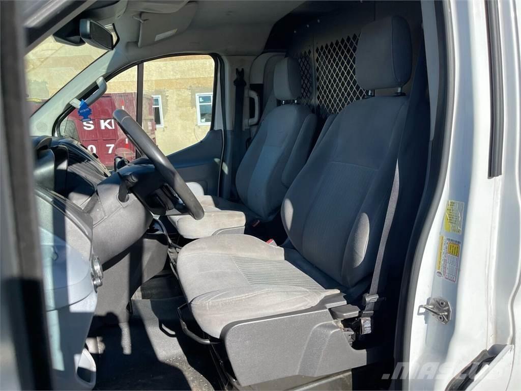 Ford Transit Jakeluautot