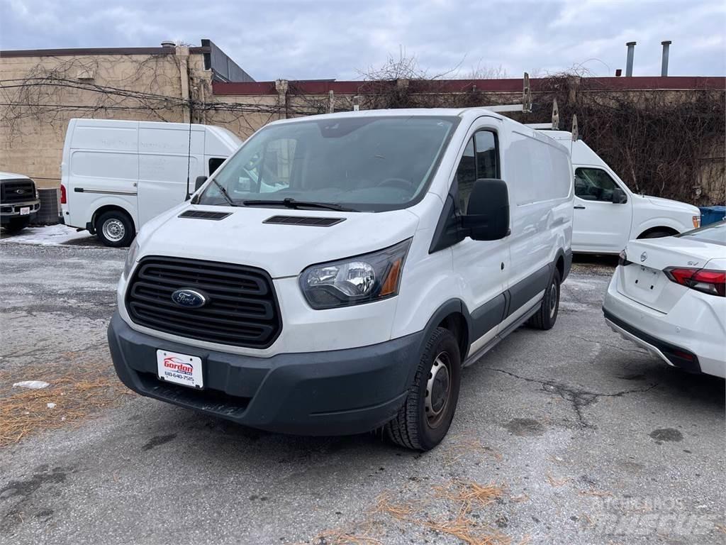 Ford Transit Pakettiautot