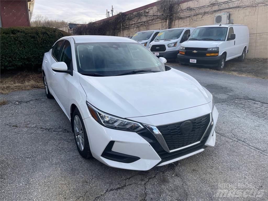 Nissan Sentra Henkilöautot