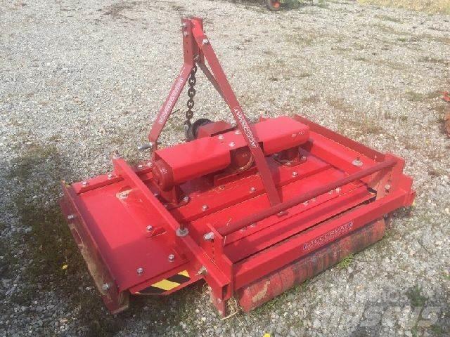 Accormat 1M50 Jyrsimet