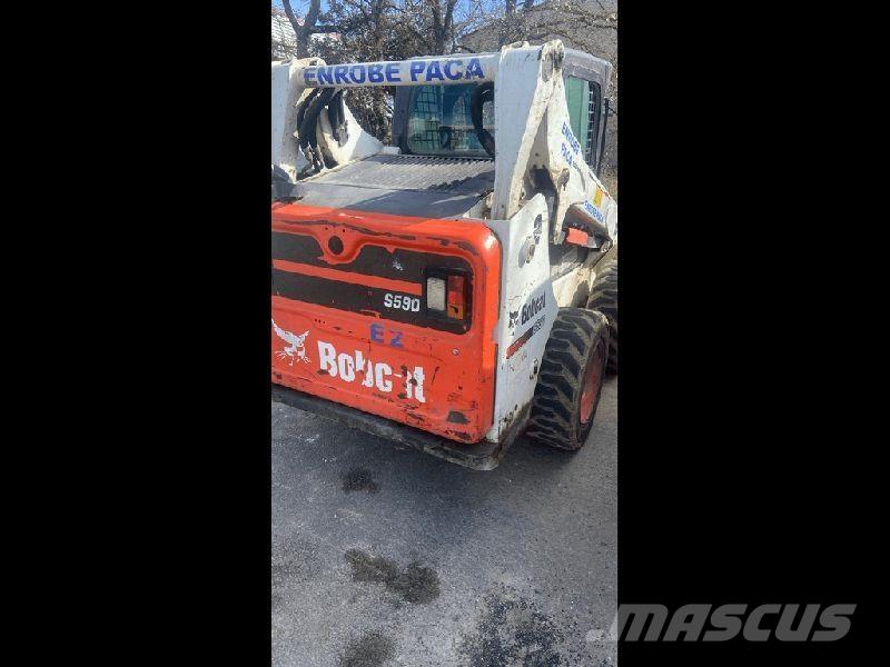 Bobcat S590 Pyöräkuormaajat