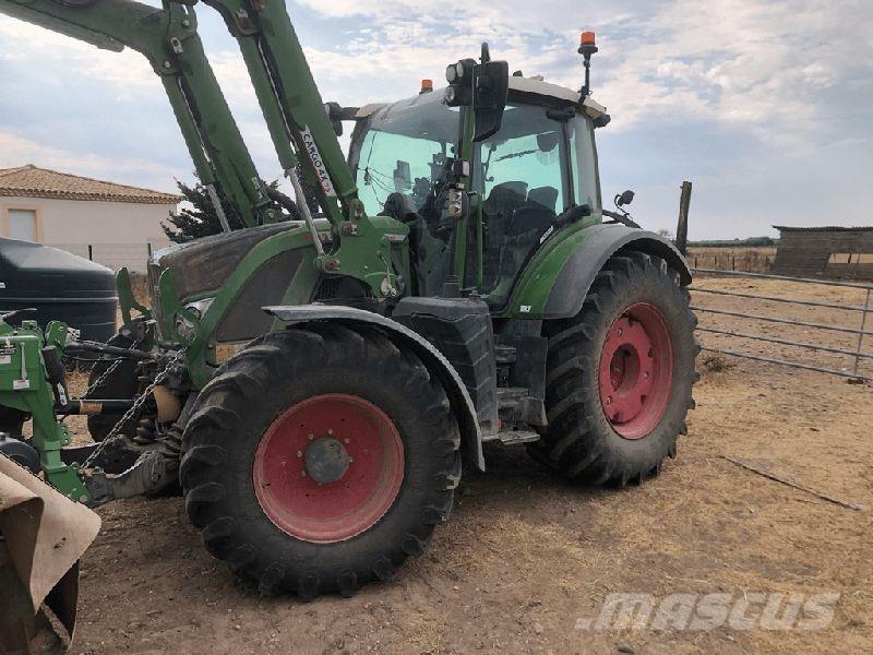 Fendt 516 VARIO Traktorit