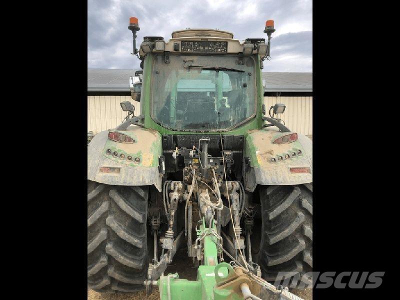 Fendt 516 VARIO Traktorit