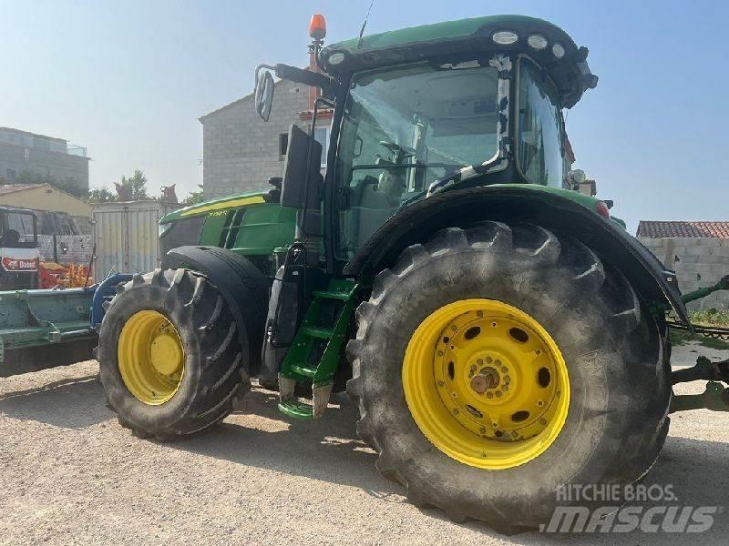 John Deere 7250R Traktorit