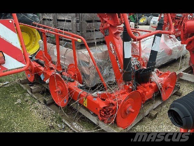 Kuhn 10812 Pöyhimet ja haravat