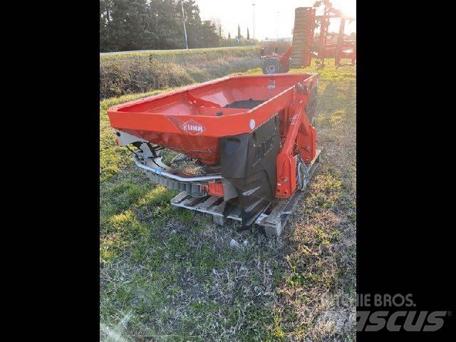 Kuhn AXIS 20.1W Lannoitteenlevittimet