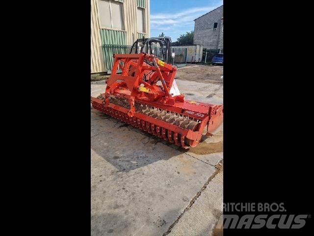 Kuhn HRB303D Äkeet
