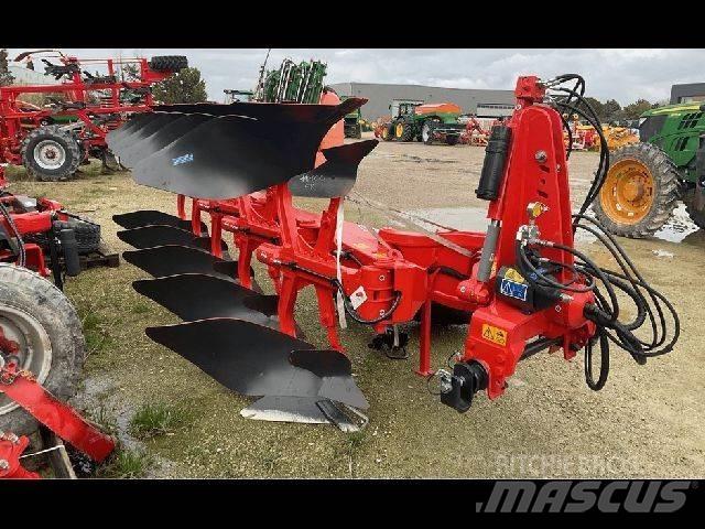 Kuhn VM153 Sarka-aurat