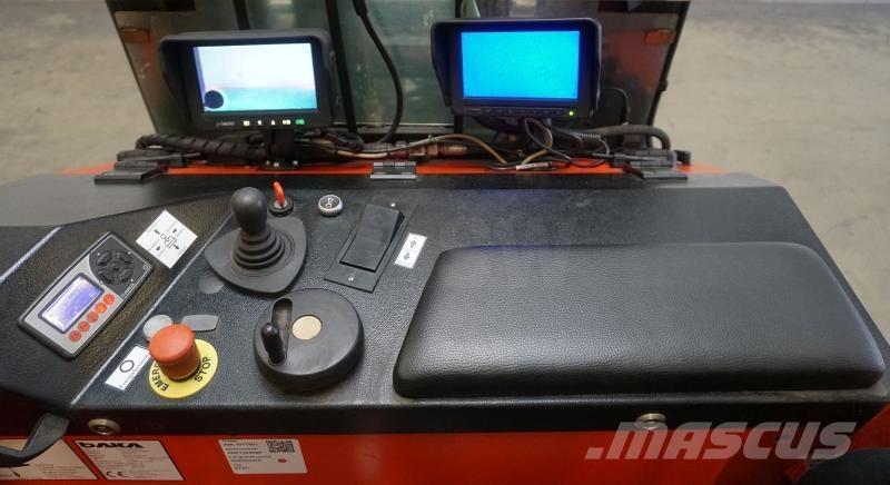 Baka EFV2500SO Ajettavat pinoamisvaunut