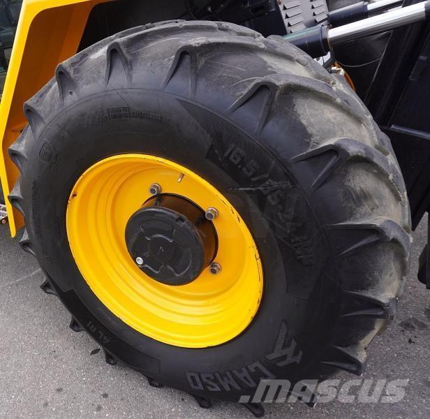 JCB 940-4 Maastotrukit