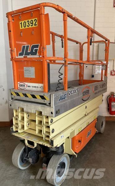 JLG 2030ES Kuukulkijat