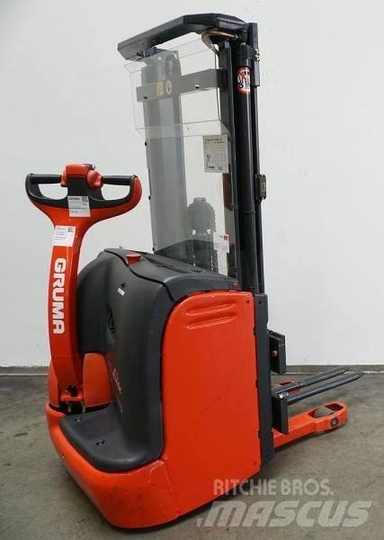 Linde L 10 379 Ajettavat pinoamisvaunut
