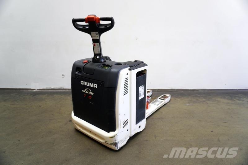 Linde T 30 131 Lavansiirtotrukit