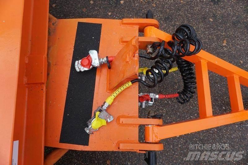 Mafi 1170-4 Lavaperävaunut