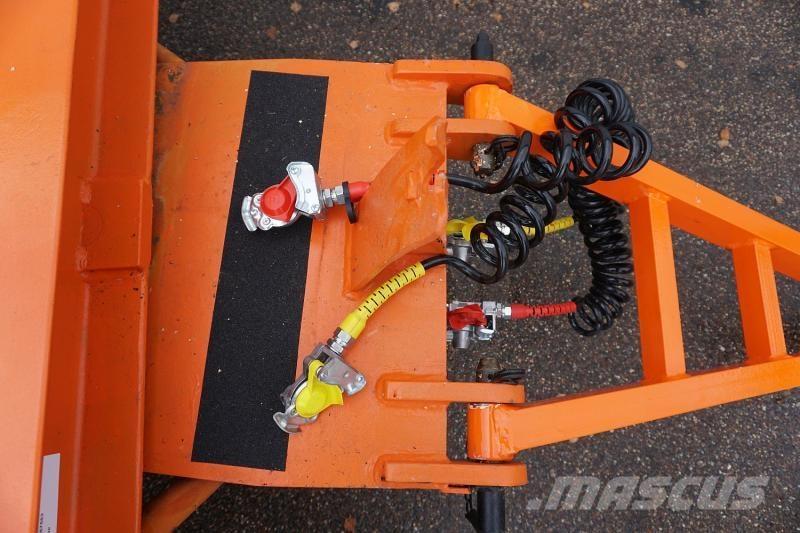 Mafi 1170-4 Lavaperävaunut