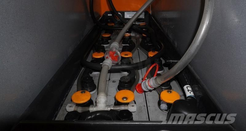 Still FV-X-16 Ajettavat pinoamisvaunut