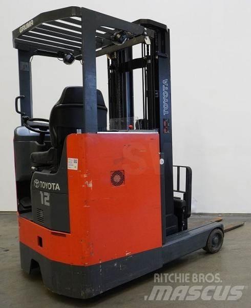 Toyota 6FBRE12 Työntömastotrukit