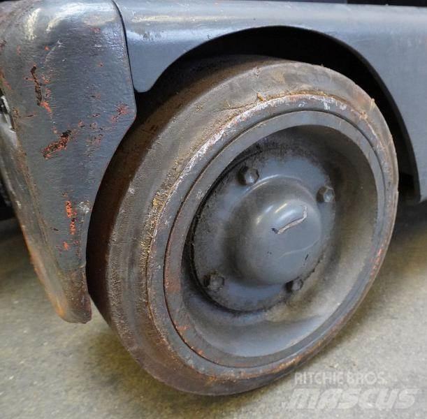 Toyota 6FBRE12 Työntömastotrukit