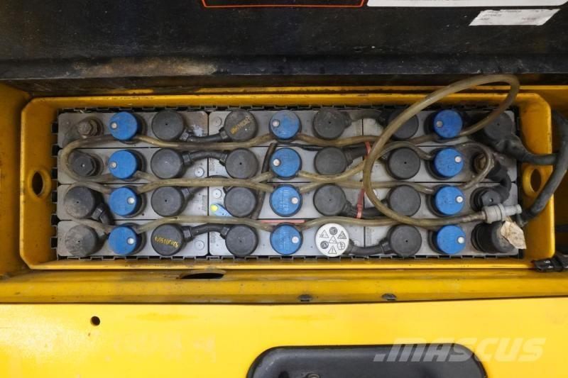 Yale MS12AC Ajettavat pinoamisvaunut