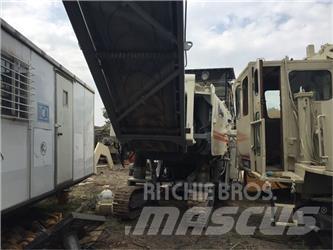 Wirtgen 2100 Vaakaporauslaitteet