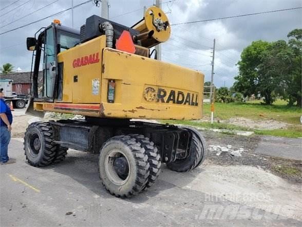 Gradall XL3300 V Pyöräkaivukoneet