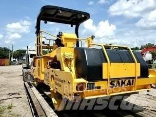 Sakai SW850ND II Yksivalssijyrät