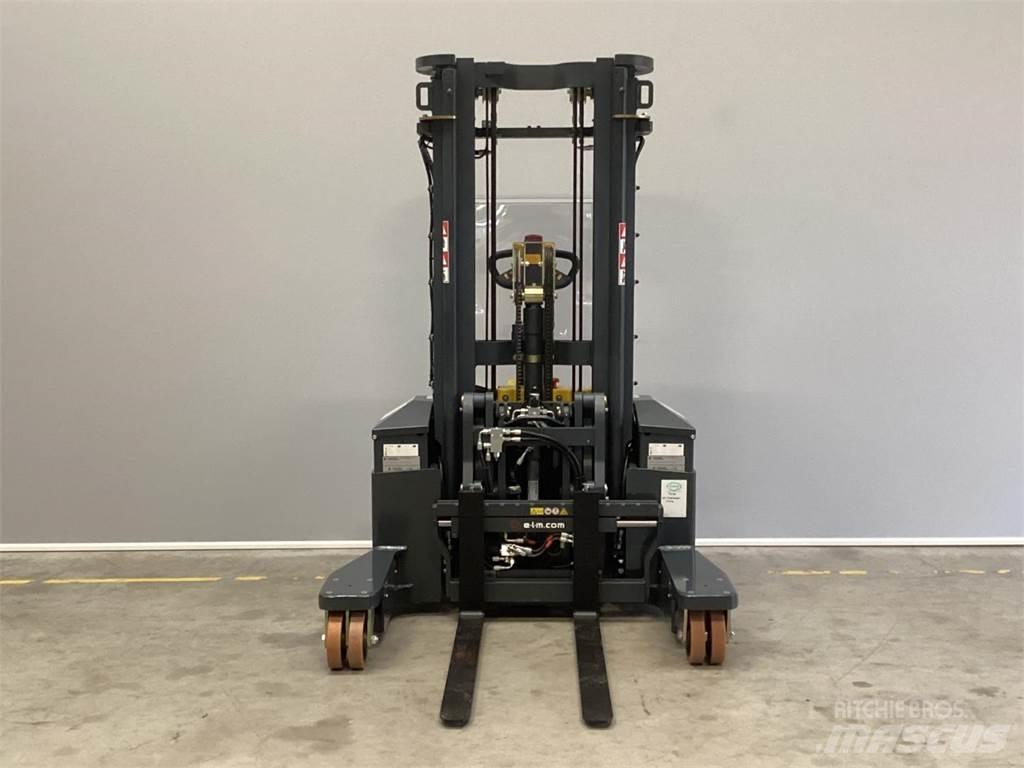 Combilift WR4 Käyden ajettavat pinoamistrukit
