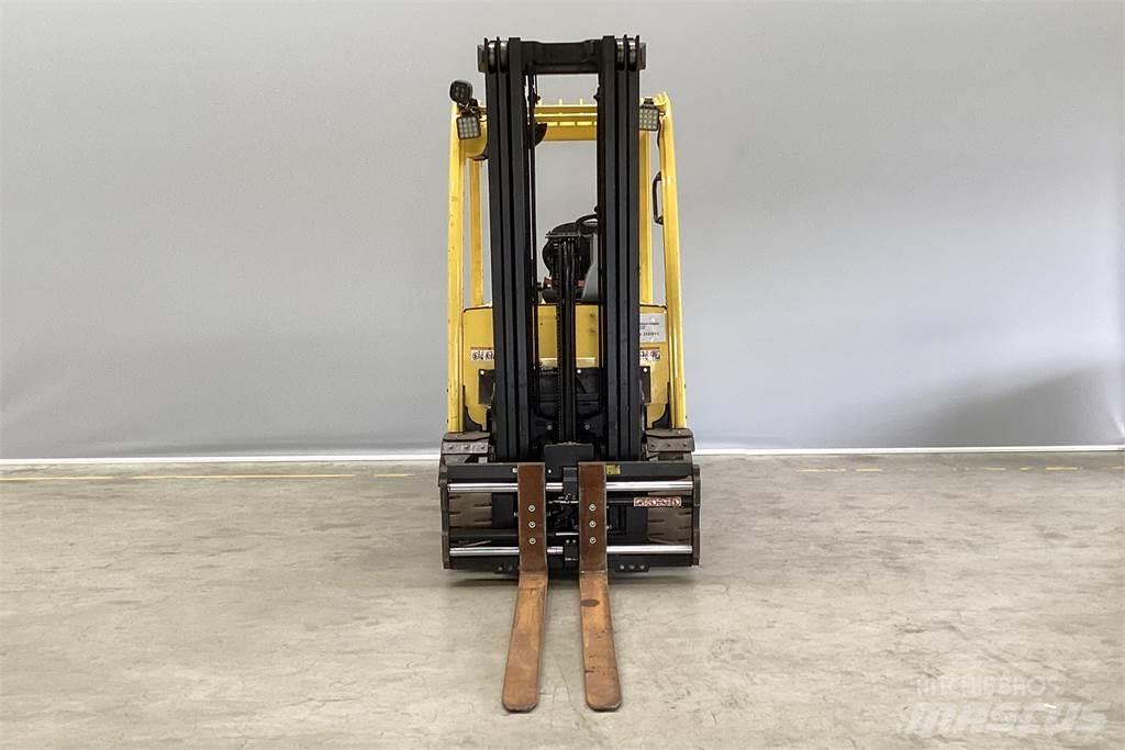 Hyster J2.5XN Sähkötrukit