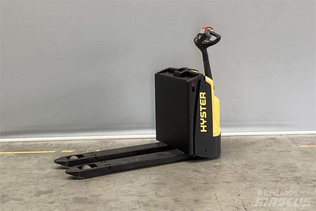 Hyster P1.6 Käyden ajettavat pinoamistrukit